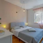 Дом отдыха House Pelini