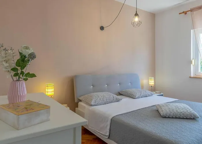 Holiday home House Pelini